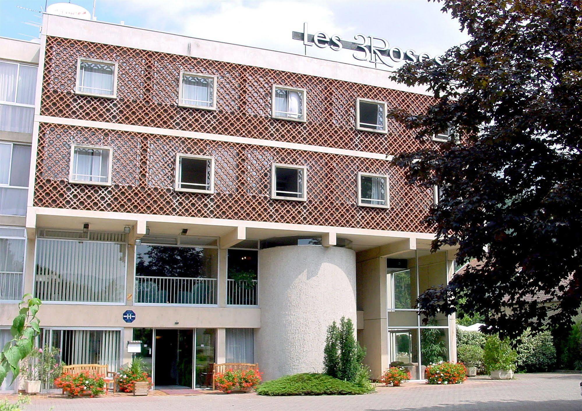 Hotel Les Trois Roses, Meylan Grenoble Bagian luar foto