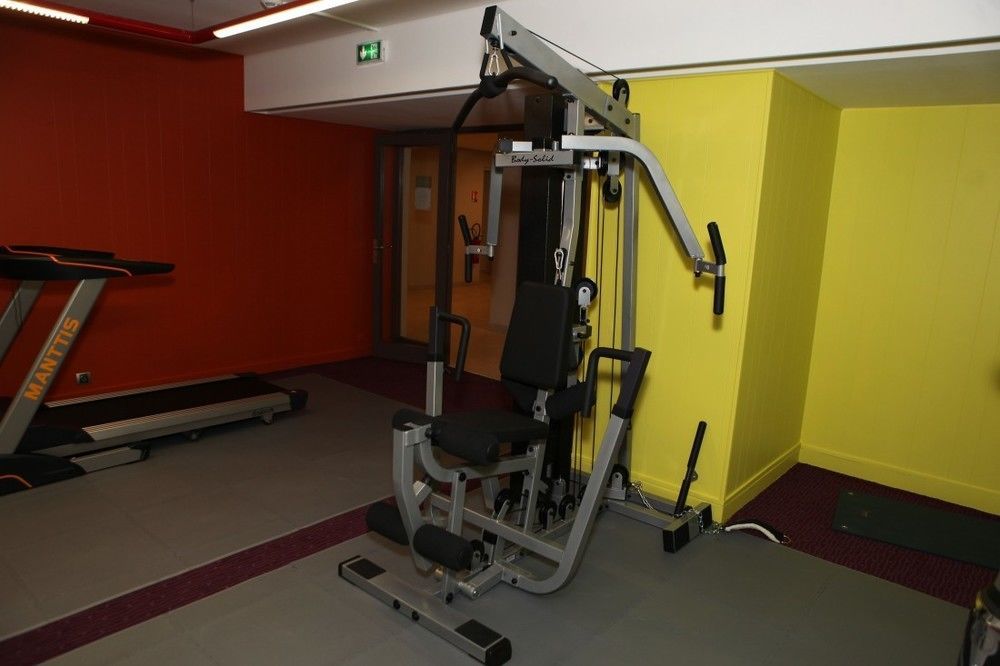 Hotel Les Trois Roses, Meylan Grenoble Bagian luar foto